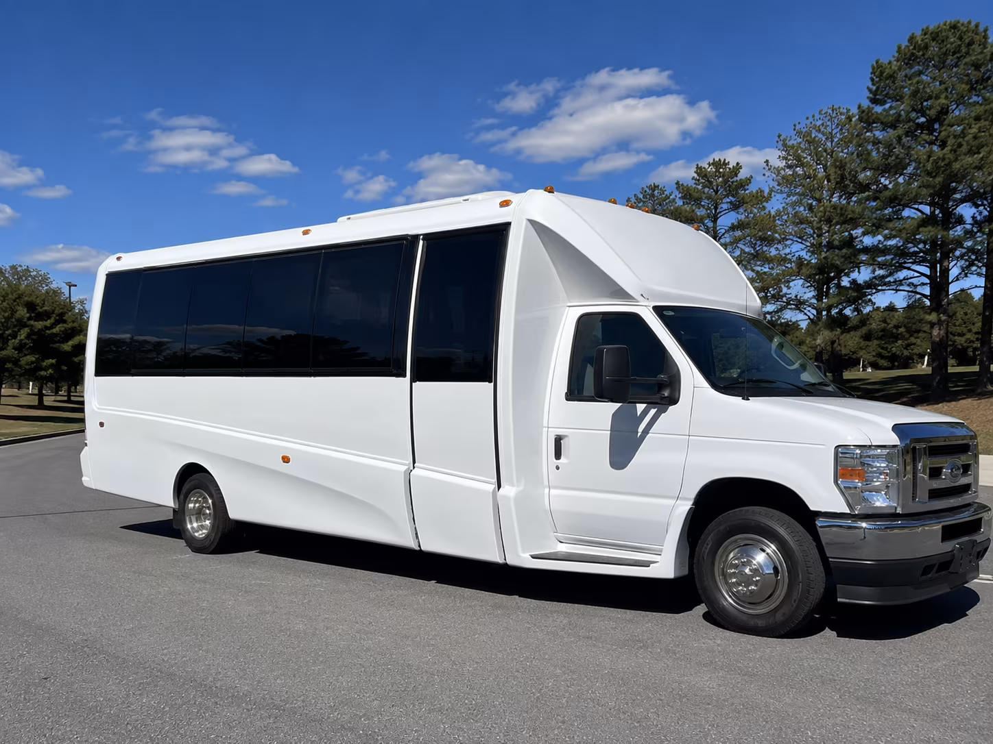 Wilmington Winery Tour & Pub Crawl Transportation